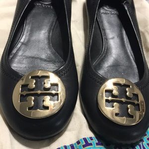 Tory buech flats with dust bag💗